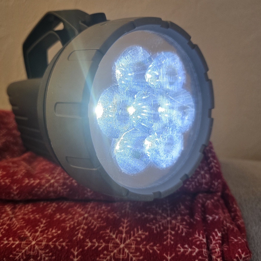Rayovac Gray LED Flashlight 6 Volt Floating!